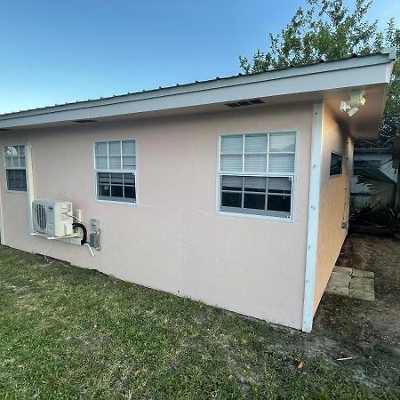 Rim Canal Cottage 'Yellow House' With Canal Views & Boat Dock Cottage Okeechobee Buitenkant foto